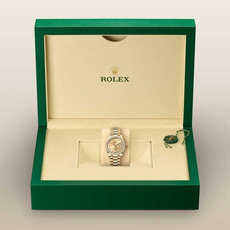 Rolex Datejust 31 Oyster, 31 mm, yellow gold and diamonds
